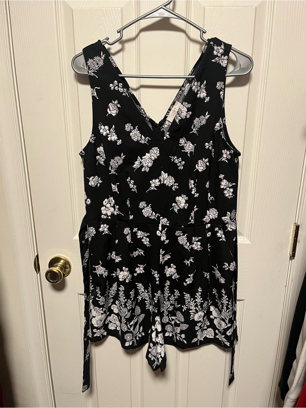 LOFT Black and White Floral V-Neck Romper